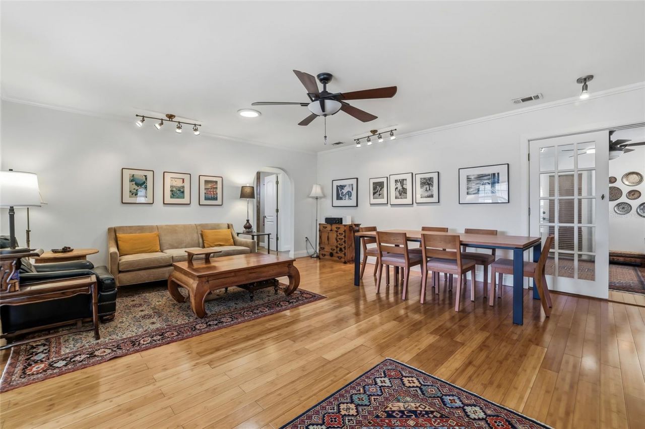 1010 45th Street North, Saint Petersburg, FL 33713 Photo