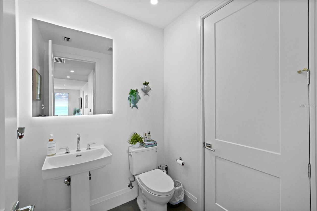 2910 W Barcelona Street, Unit 1902, Tampa, FL 33629 Photo