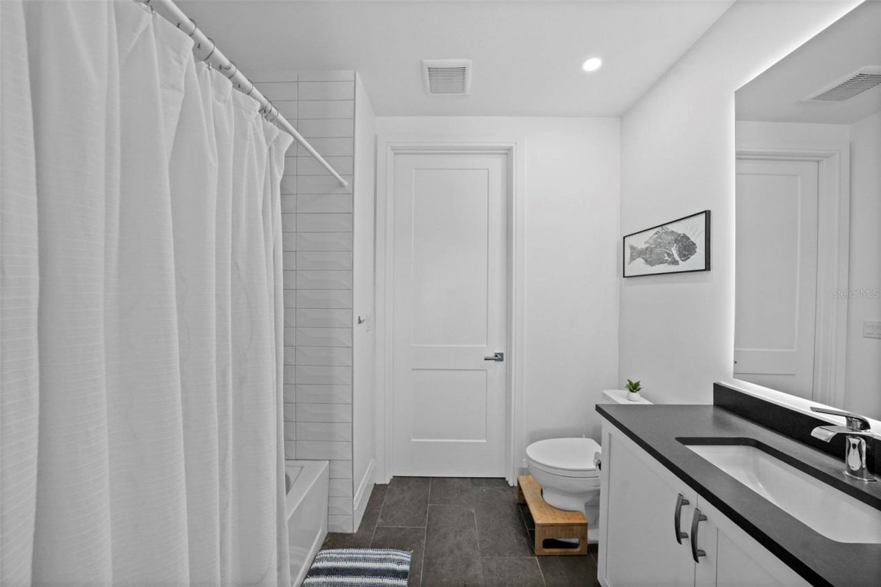 2910 W Barcelona Street, Unit 1902, Tampa, FL 33629 Photo