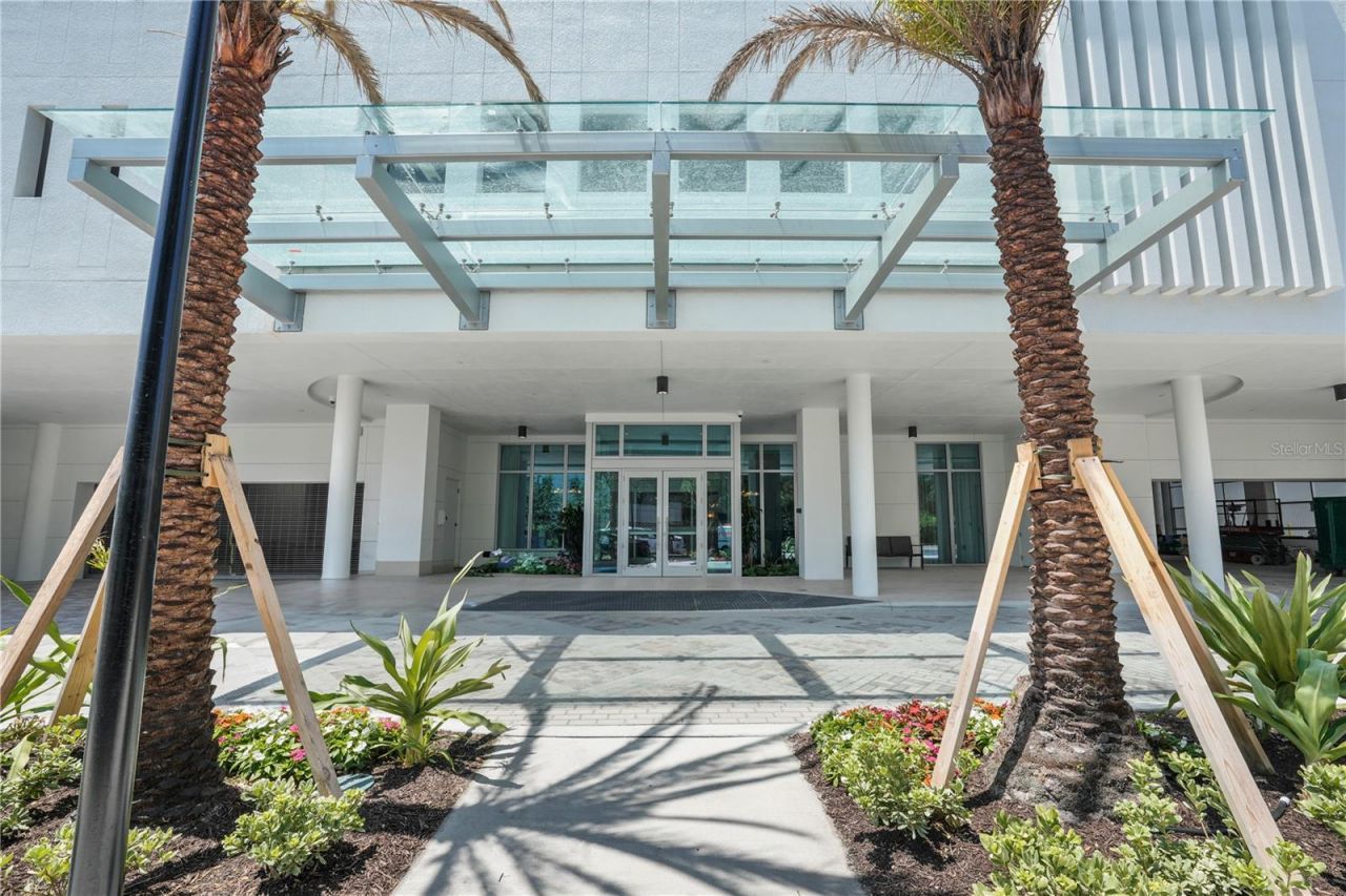 2910 W Barcelona Street, Unit 1902, Tampa, FL 33629 Photo