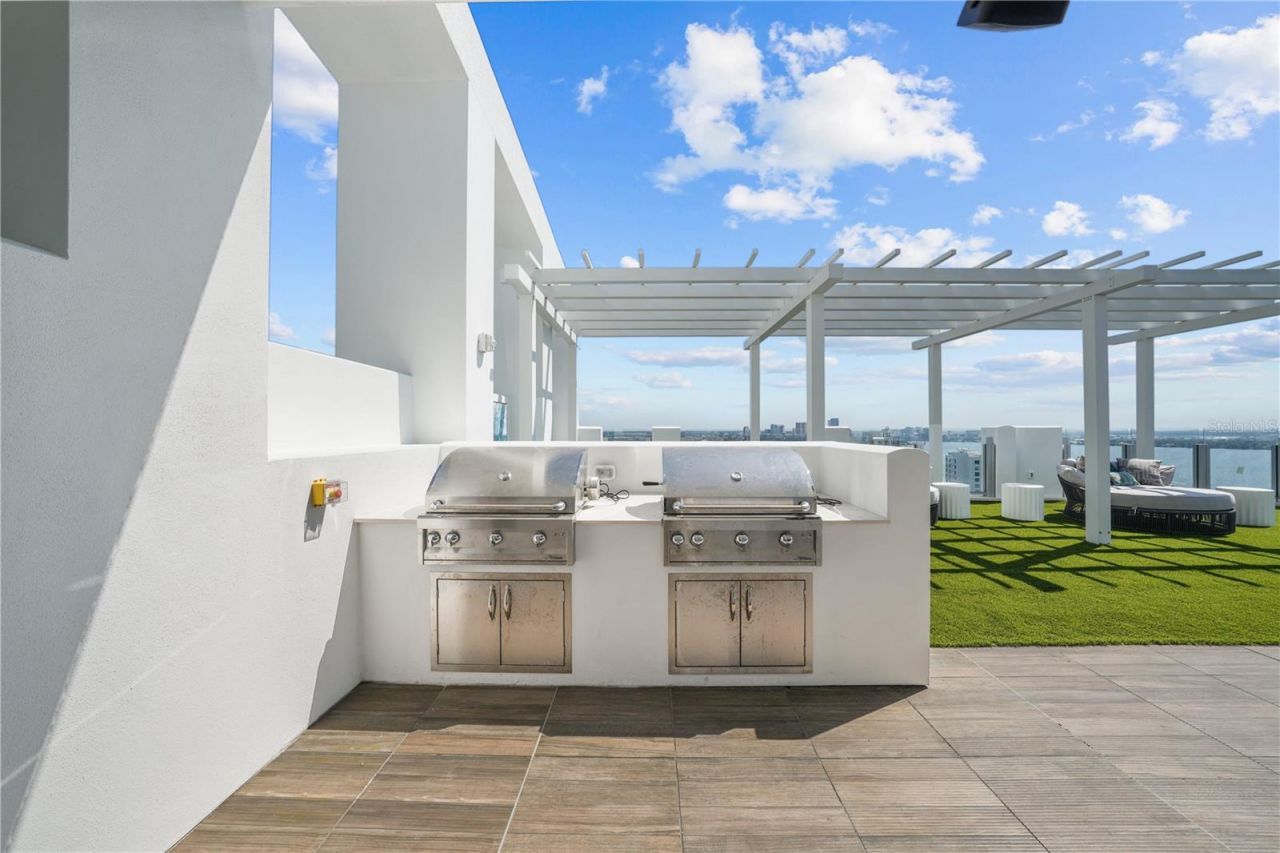 2910 W Barcelona Street, Unit 1902, Tampa, FL 33629 Photo