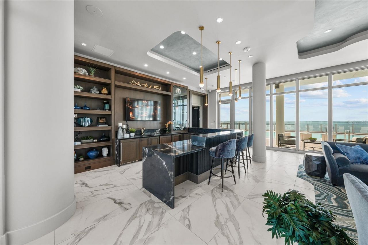 2910 W Barcelona Street, Unit 1902, Tampa, FL 33629 Photo