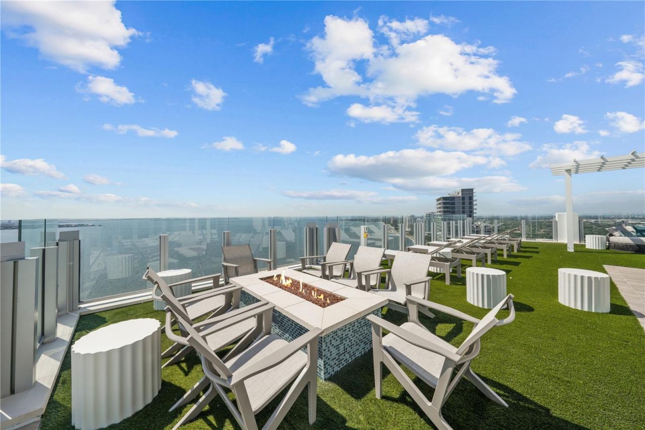 2910 W Barcelona Street, Unit 1902, Tampa, FL 33629 Photo
