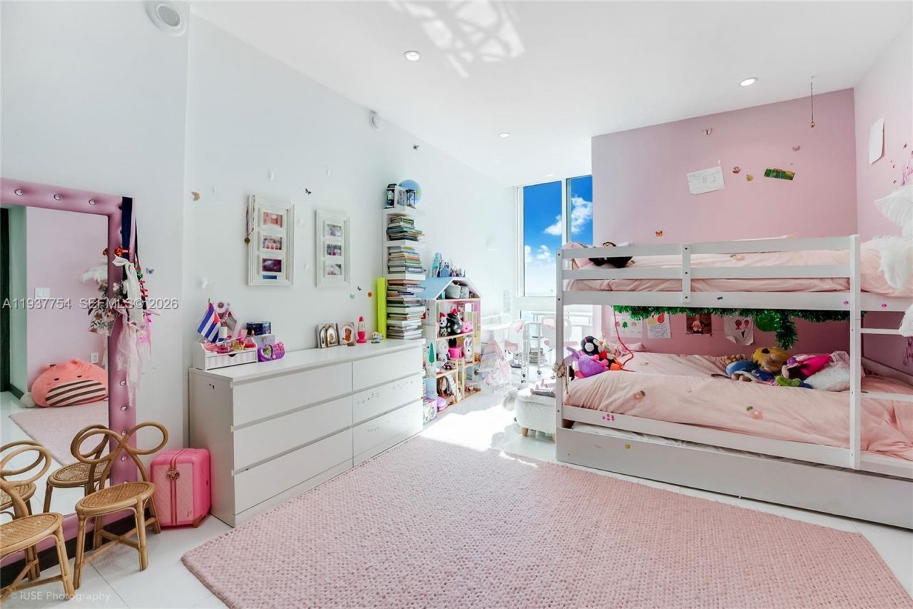 15901 Collins Ave , Unit 2701, Sunny Isles Beach, FL 33160 Photo