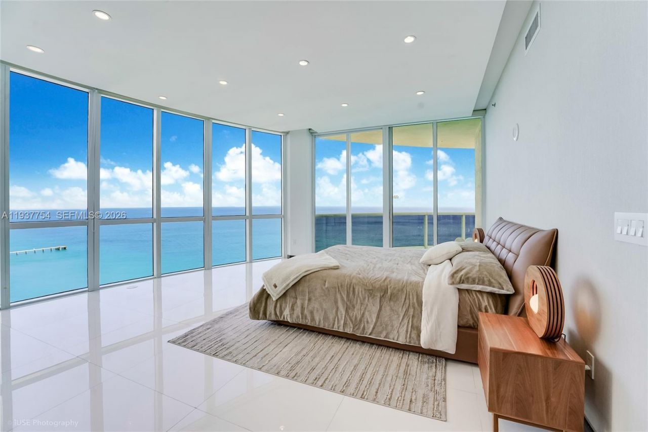 15901 Collins Ave , Unit 2701, Sunny Isles Beach, FL 33160 Photo