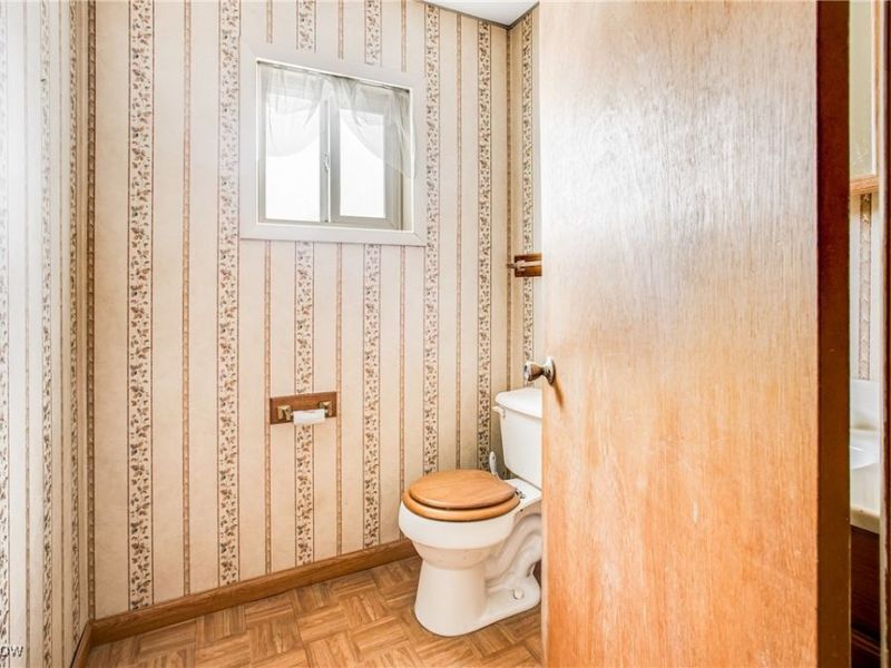 917 S Irvine Avenue, Masury, OH 44438 Photo 11