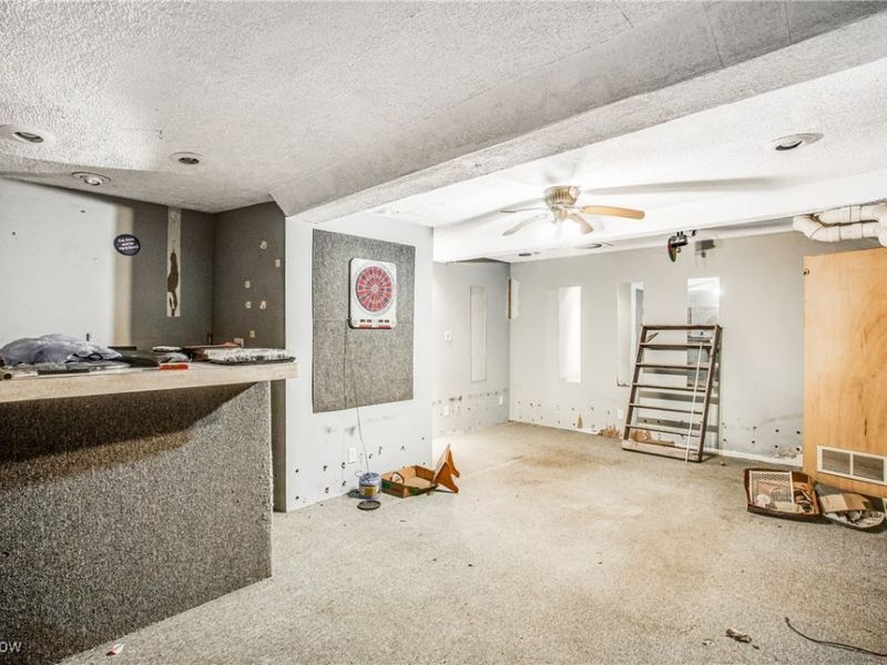 917 S Irvine Avenue, Masury, OH 44438 Photo 17