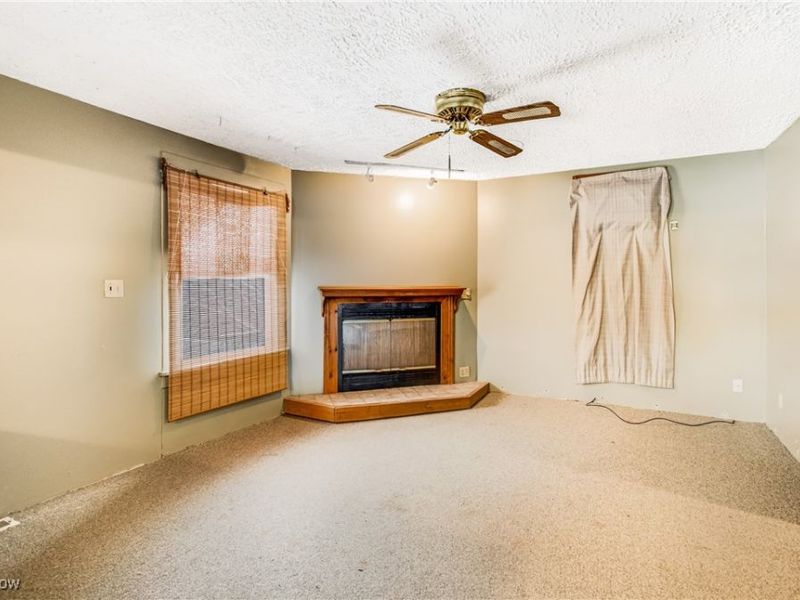 917 S Irvine Avenue, Masury, OH 44438 Photo 5