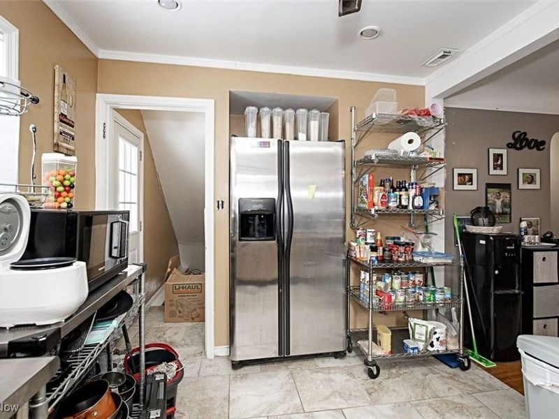 4570 W 147th Street, Cleveland, OH 44135 Photo 8