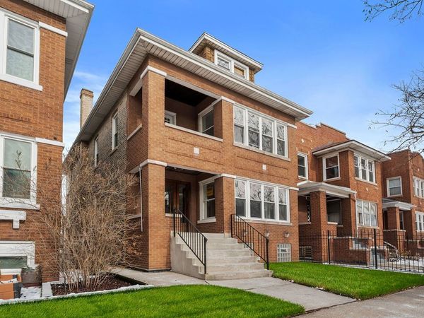 5230 W DEMING Place, Chicago, IL 60639