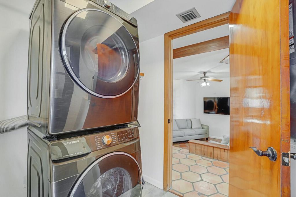 9752 SE Highborne Way, Hobe Sound, FL 33455 Photo