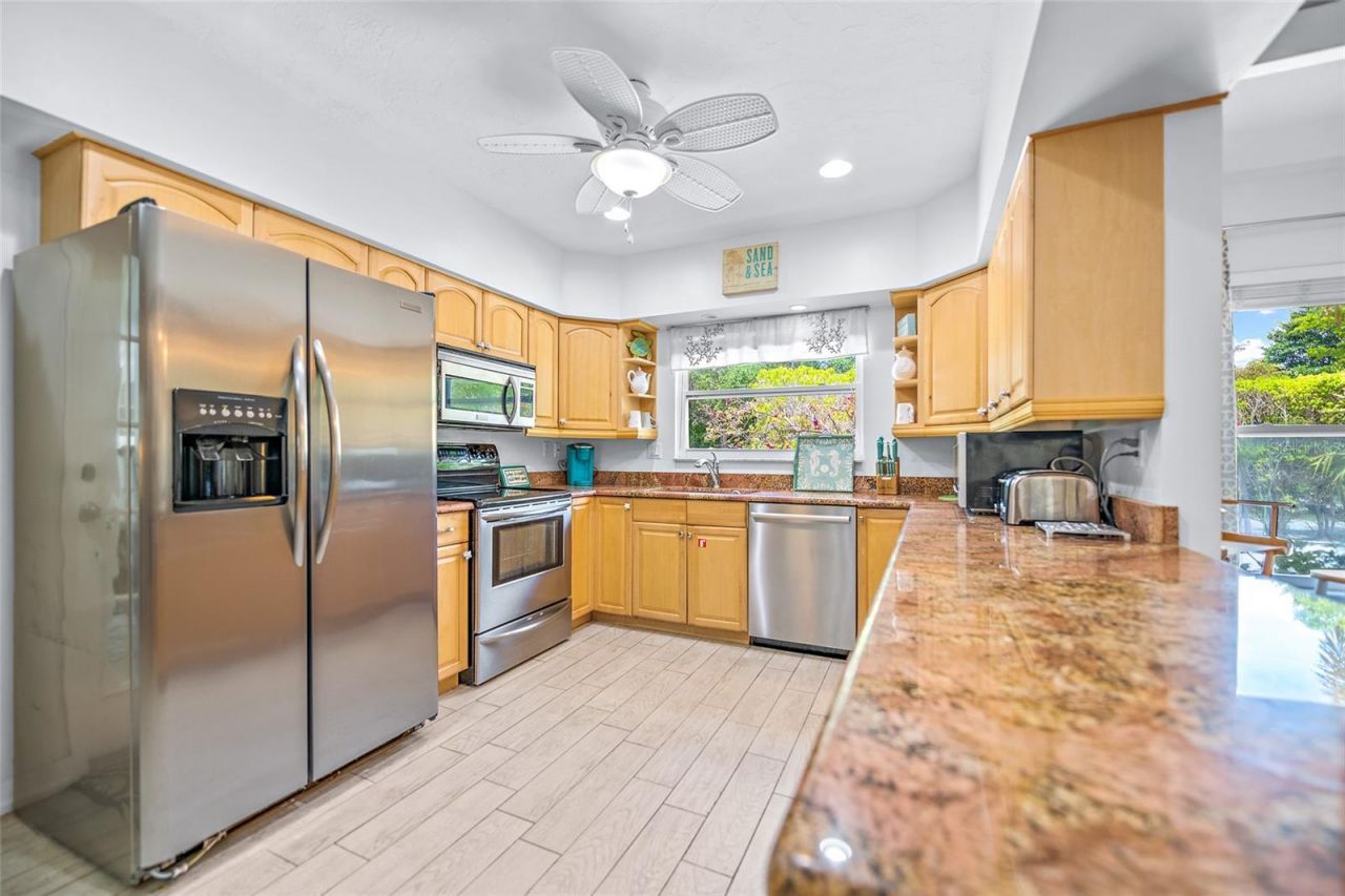 410 Garfield Drive, Sarasota, FL 34236 Photo