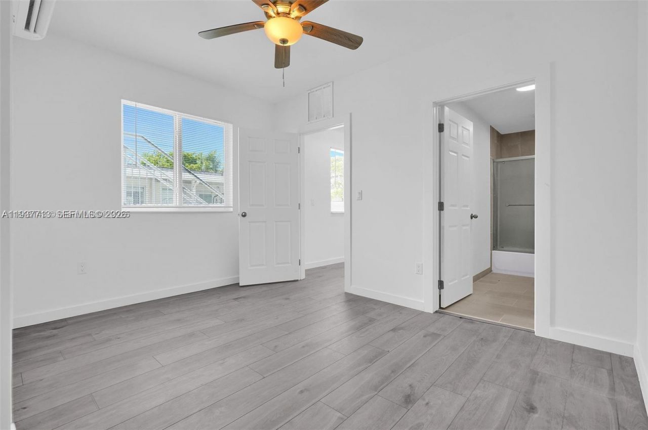 600 NW 25th Ct, Unit 4, Miami, FL 33125 Photo