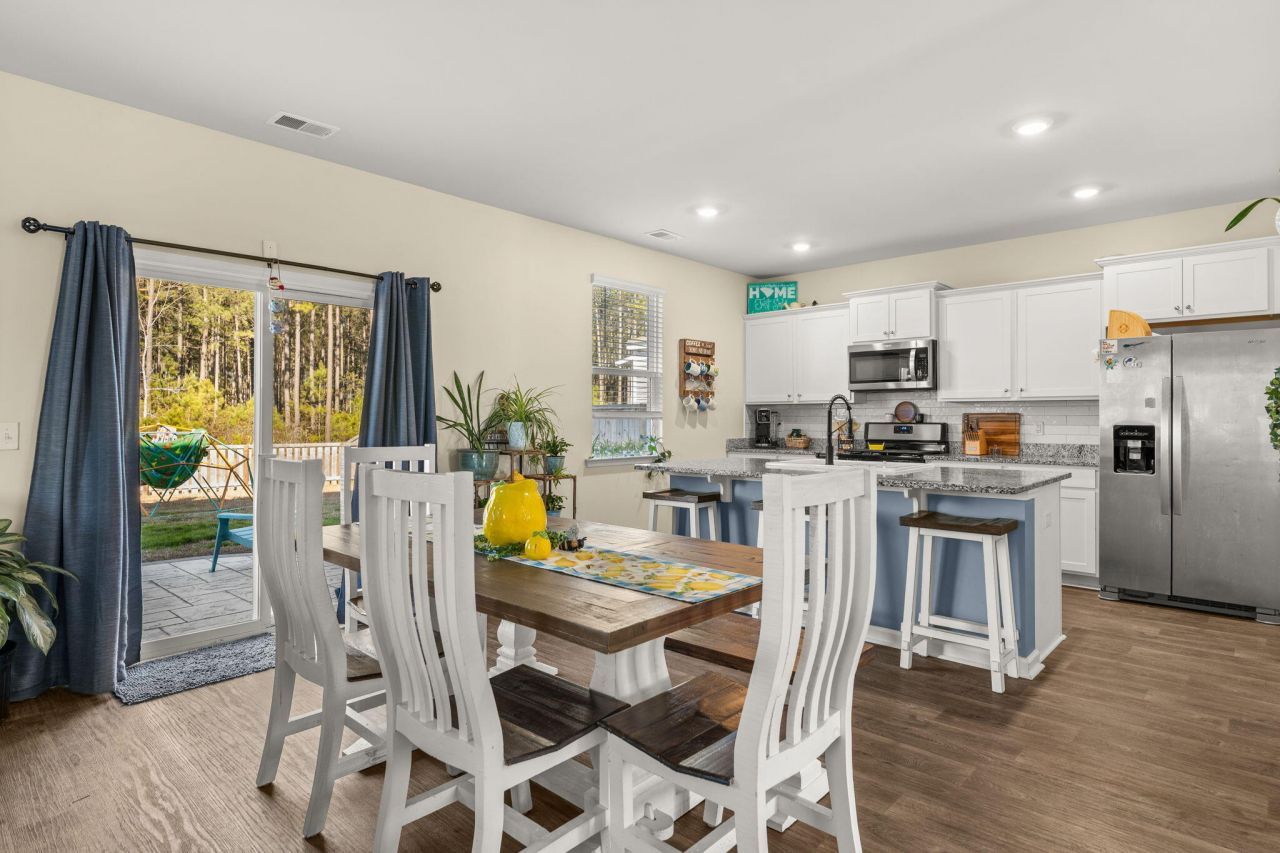 380 Azore Way Photo 20