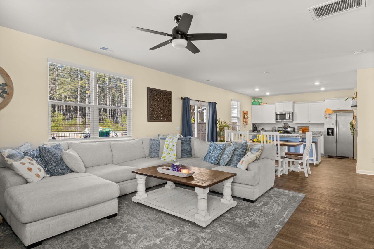 380 Azore Way Photo 22