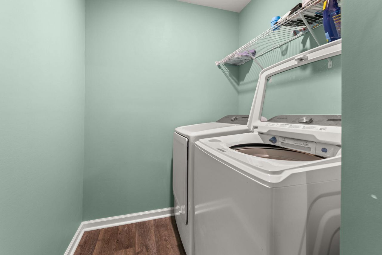 380 Azore Way Photo 25