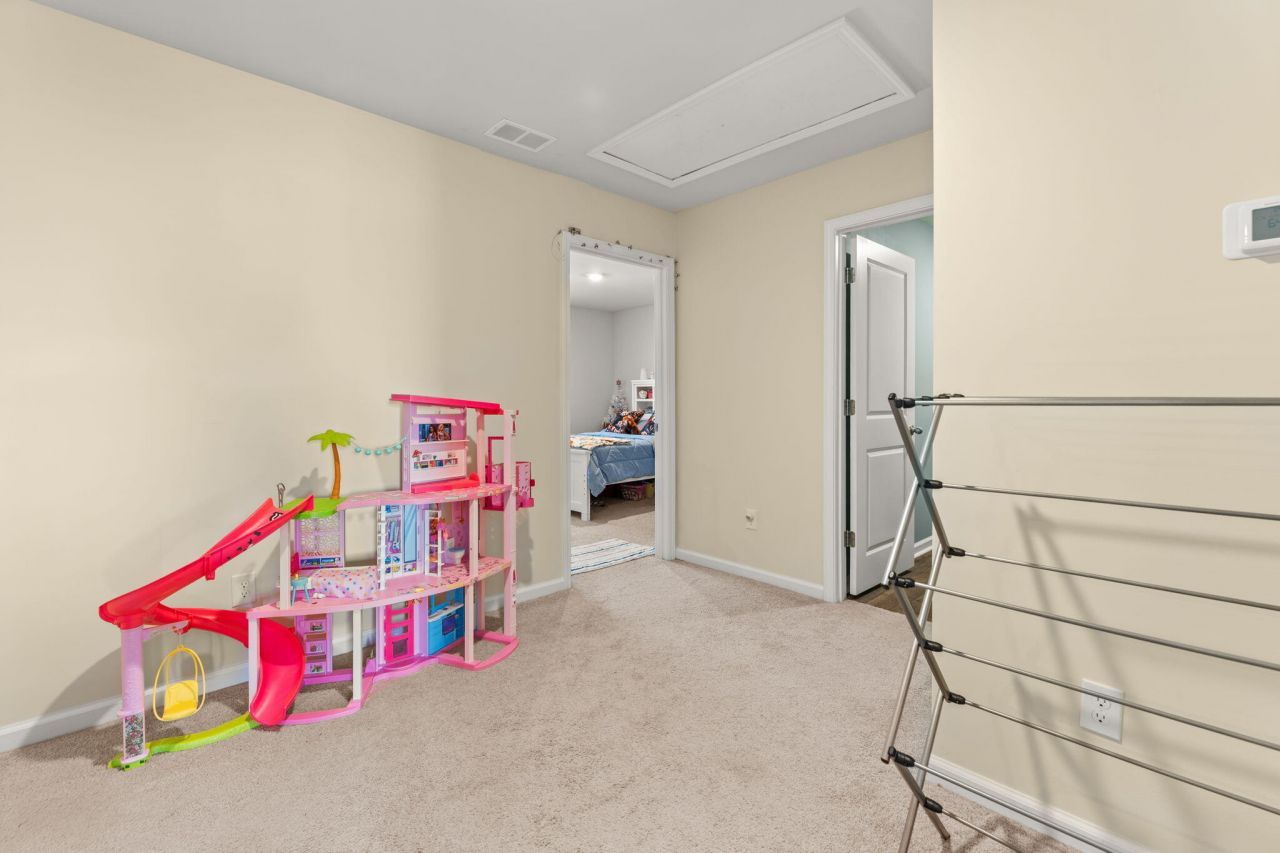 380 Azore Way Photo 27