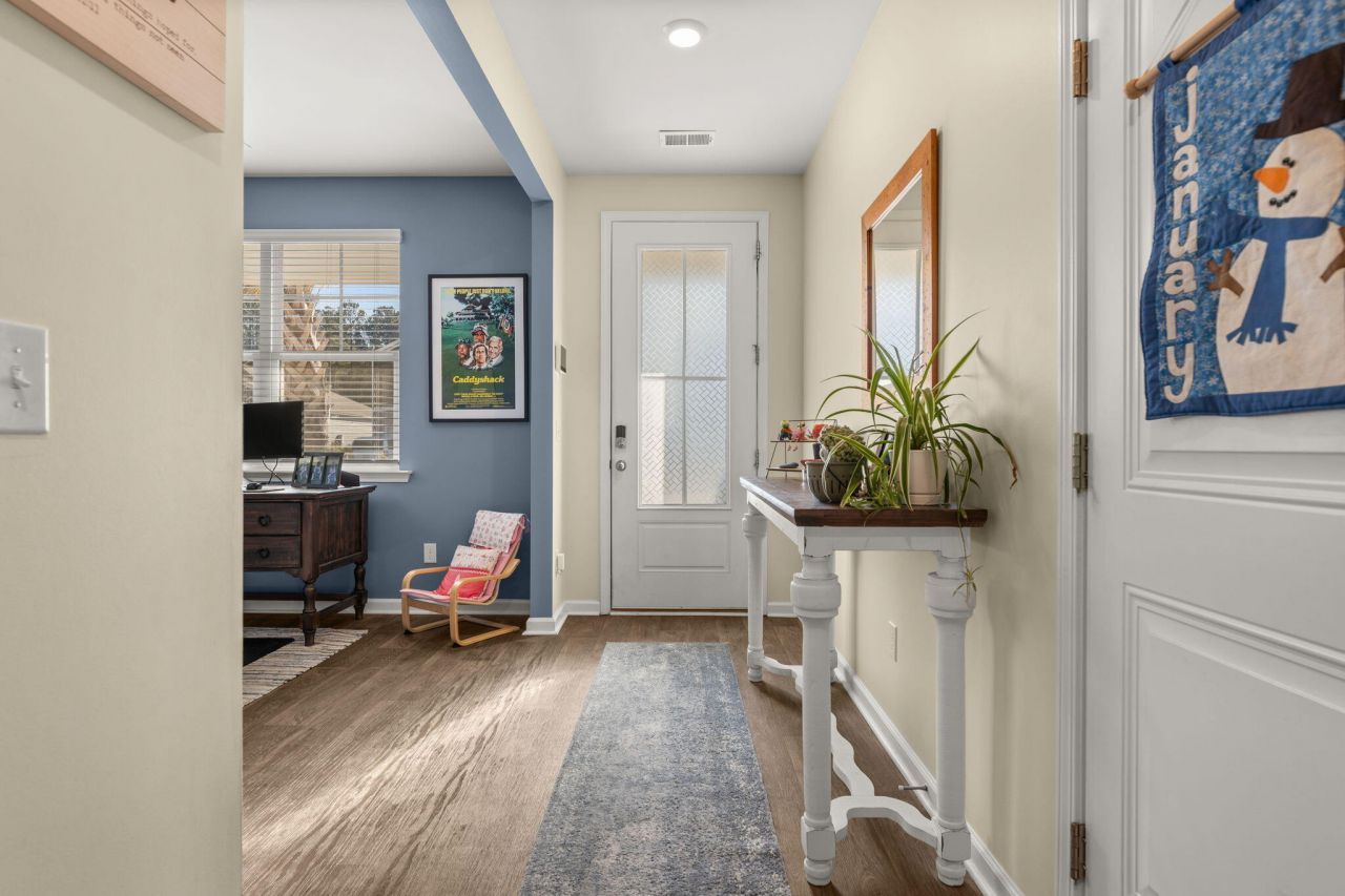 380 Azore Way Photo 8