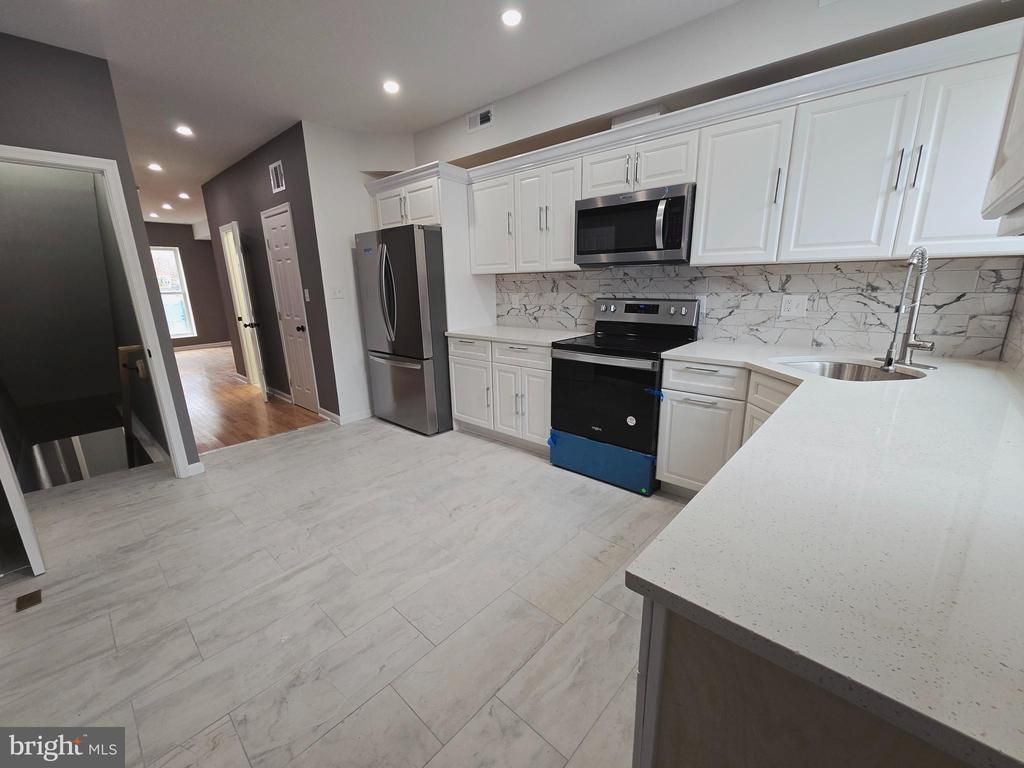 2230 Prentiss Place, Baltimore, MD 21205 Main Photo