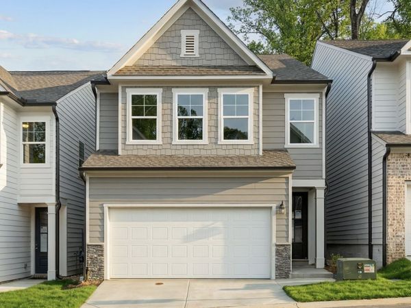 710 Smokey Quartz Way, Kennesaw, GA 30144