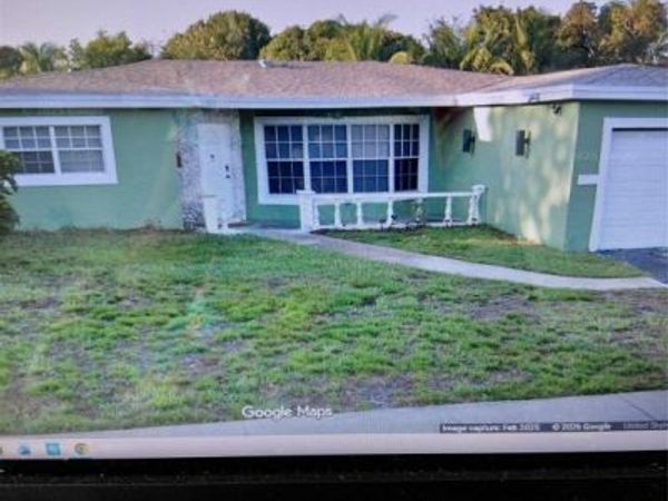 Lauderdale Lakes, FL 33319