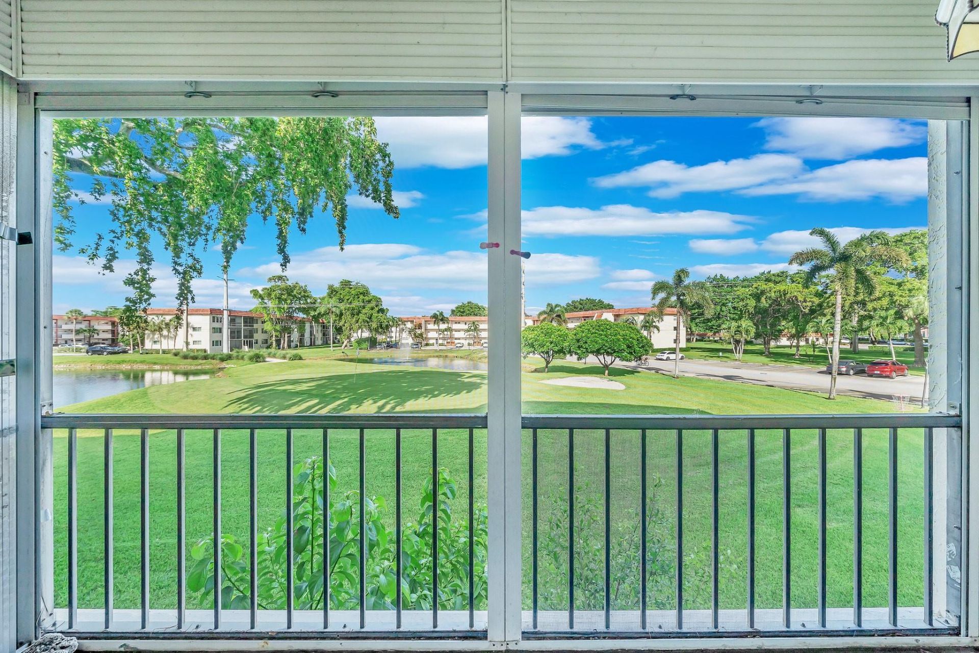 8980 S Hollybrook Boulevard, Unit 204, Pembroke Pines, FL 33025 Photo