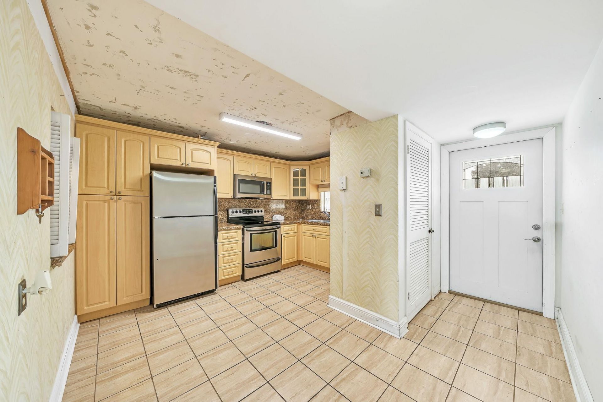 8980 S Hollybrook Boulevard, Unit 204, Pembroke Pines, FL 33025 Photo
