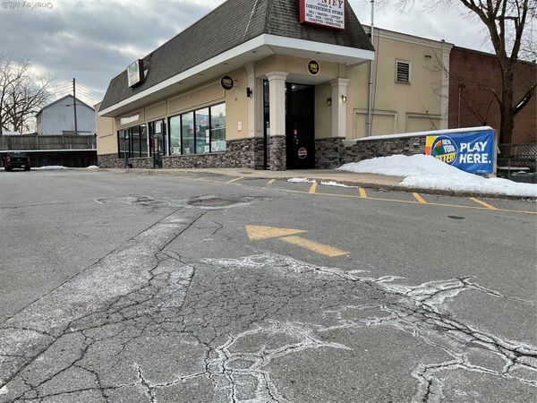 35 E. MAIN Streets, Walden, NY 12586