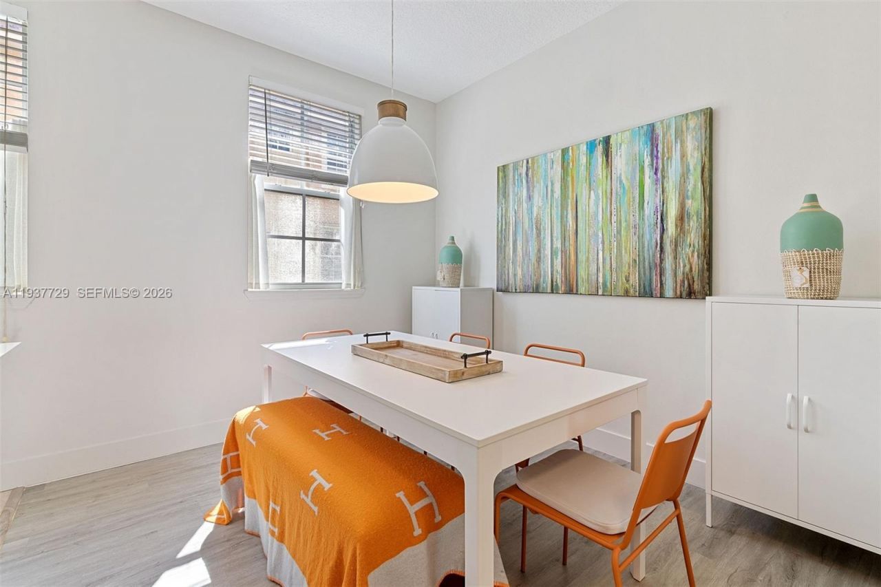 2067 S Ocean Dr, Unit TH5, Hallandale Beach, FL 33009 Photo