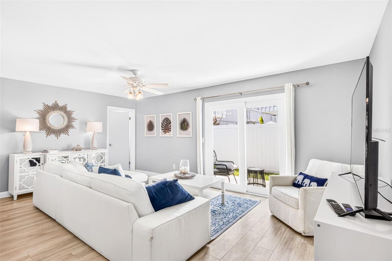 742 Laurel Bay Circle, New Smyrna Beach, FL 32169 Photo