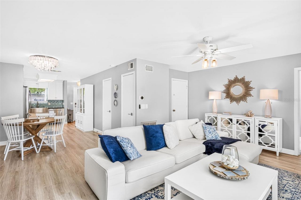 742 Laurel Bay Circle, New Smyrna Beach, FL 32169 Photo