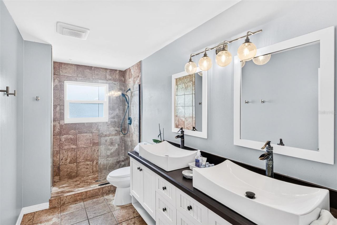 742 Laurel Bay Circle, New Smyrna Beach, FL 32169 Photo