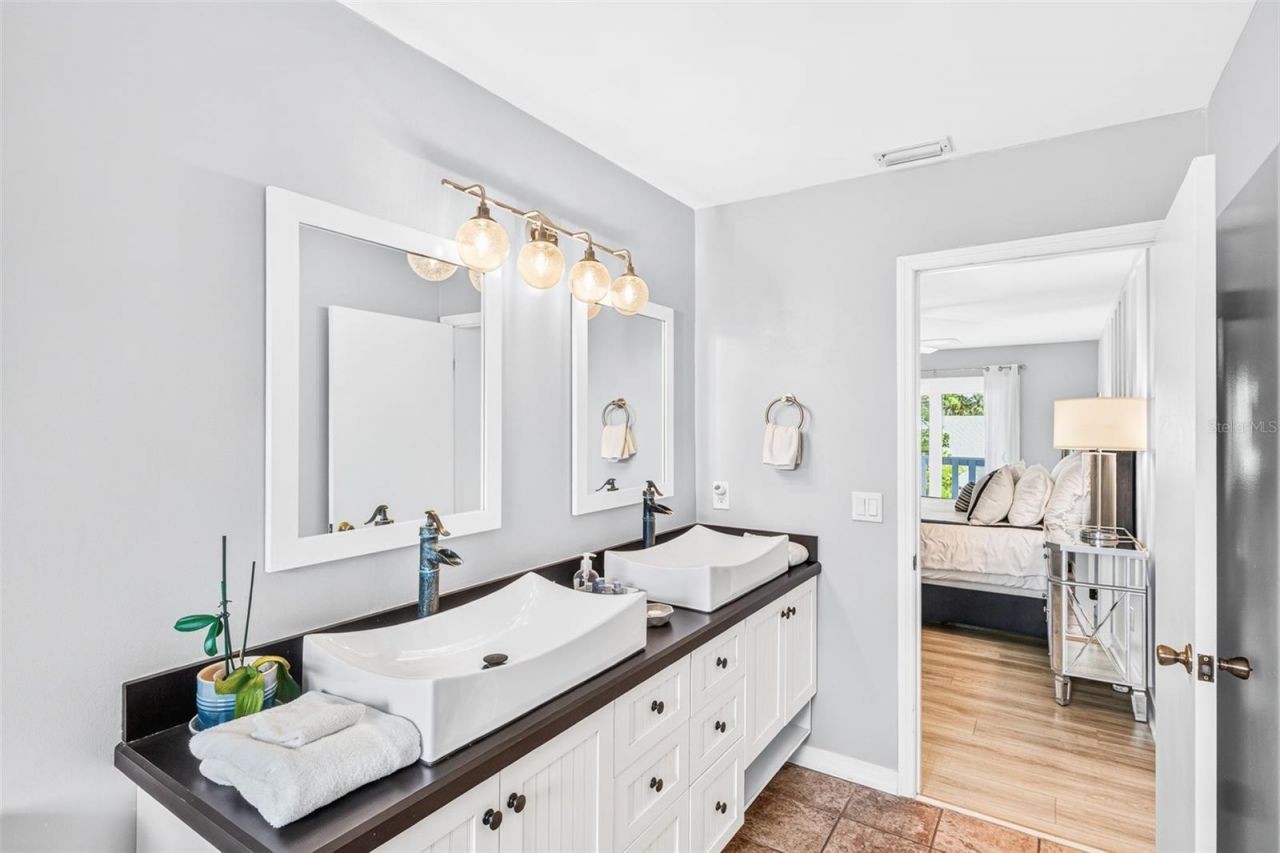 742 Laurel Bay Circle, New Smyrna Beach, FL 32169 Photo