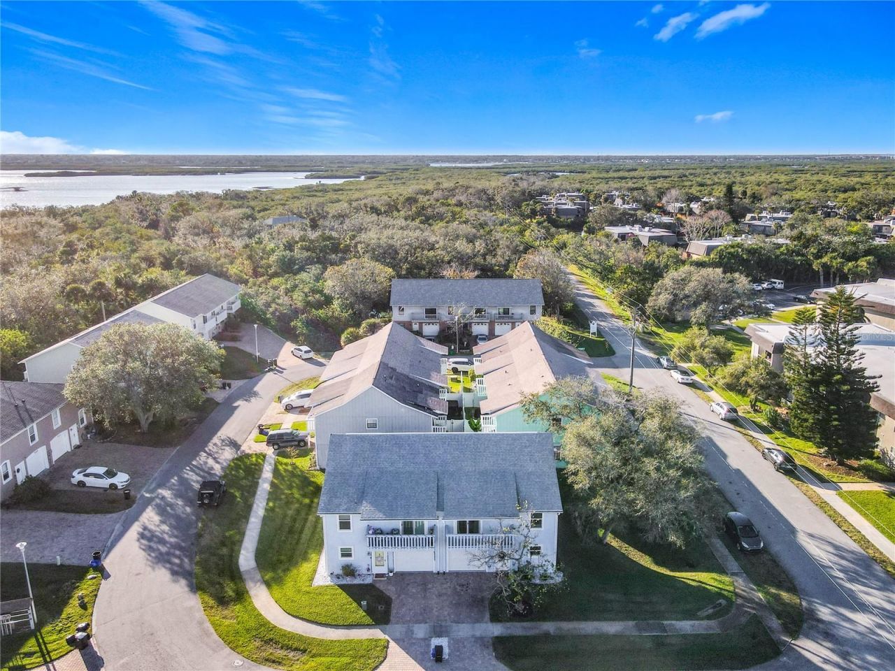 742 Laurel Bay Circle, New Smyrna Beach, FL 32169 Photo