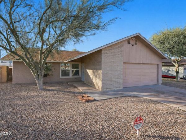 5517 W ZOE ELLA Way, Glendale, AZ 85306