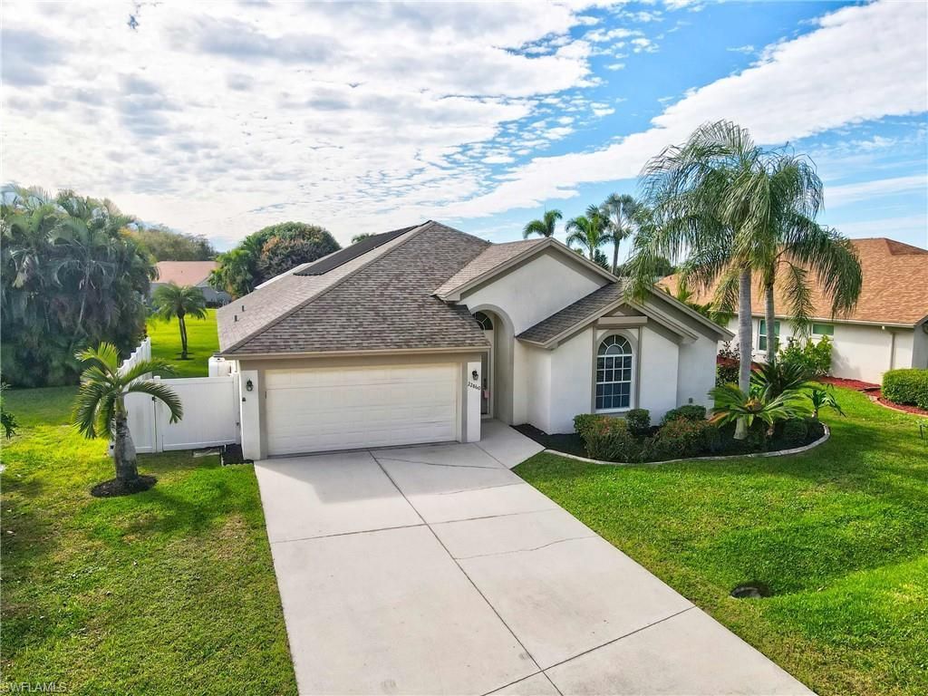 22860 Fountain Lakes Blvd, Estero, FL 33928 Photo