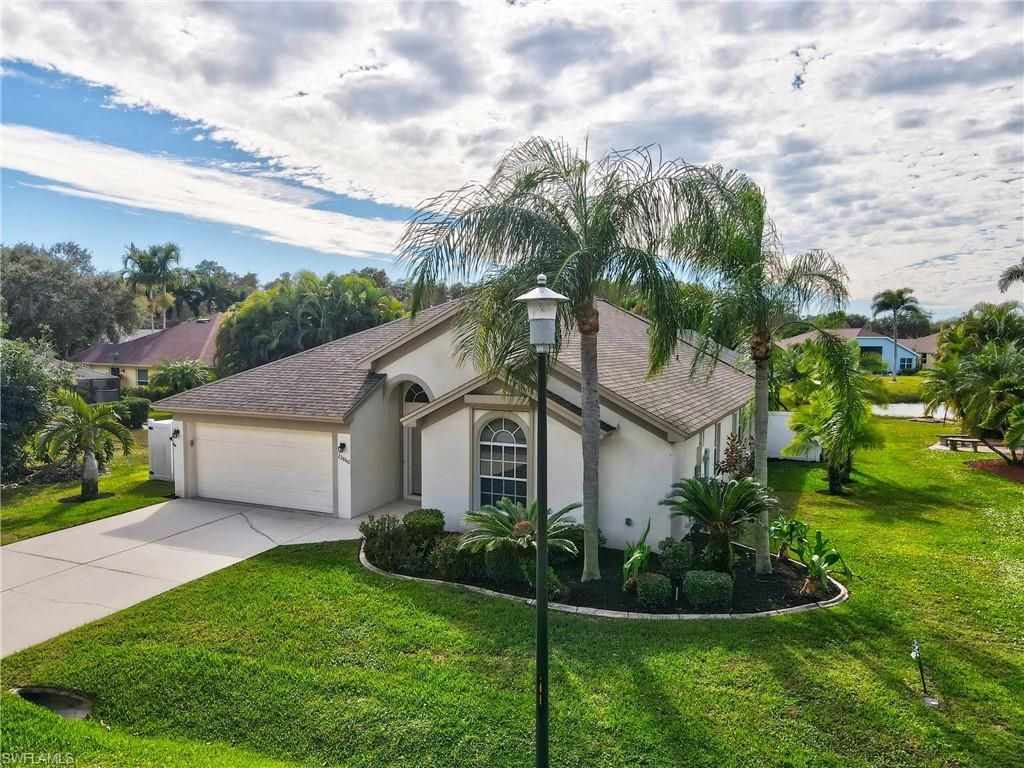 22860 Fountain Lakes Blvd, Estero, FL 33928 Photo