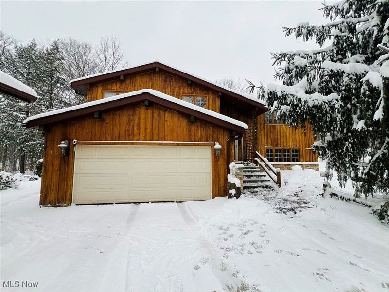 17506 Leggett Road, Montville, OH 44064 Photo 3