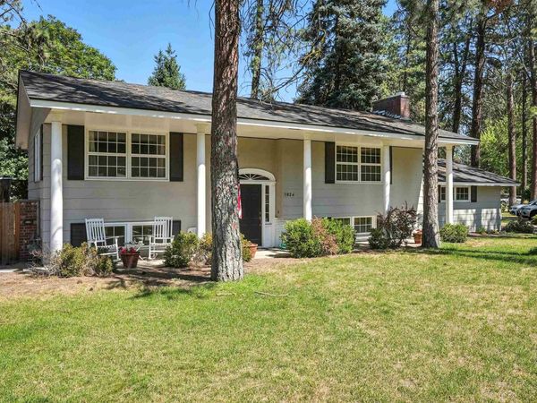 1026 W WOODWAY Ave, Spokane, WA 99218