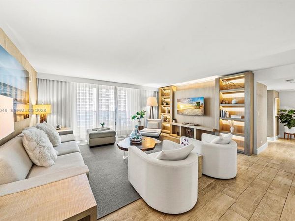 102 24th St , Unit 1207, Miami Beach, FL 33139