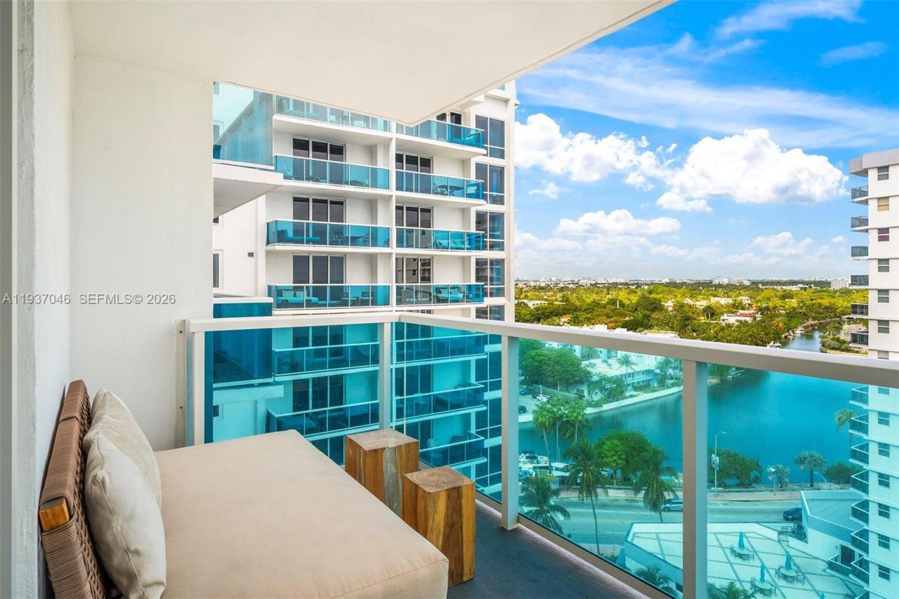 102 24th St , Unit 1207, Miami Beach, FL 33139 Photo