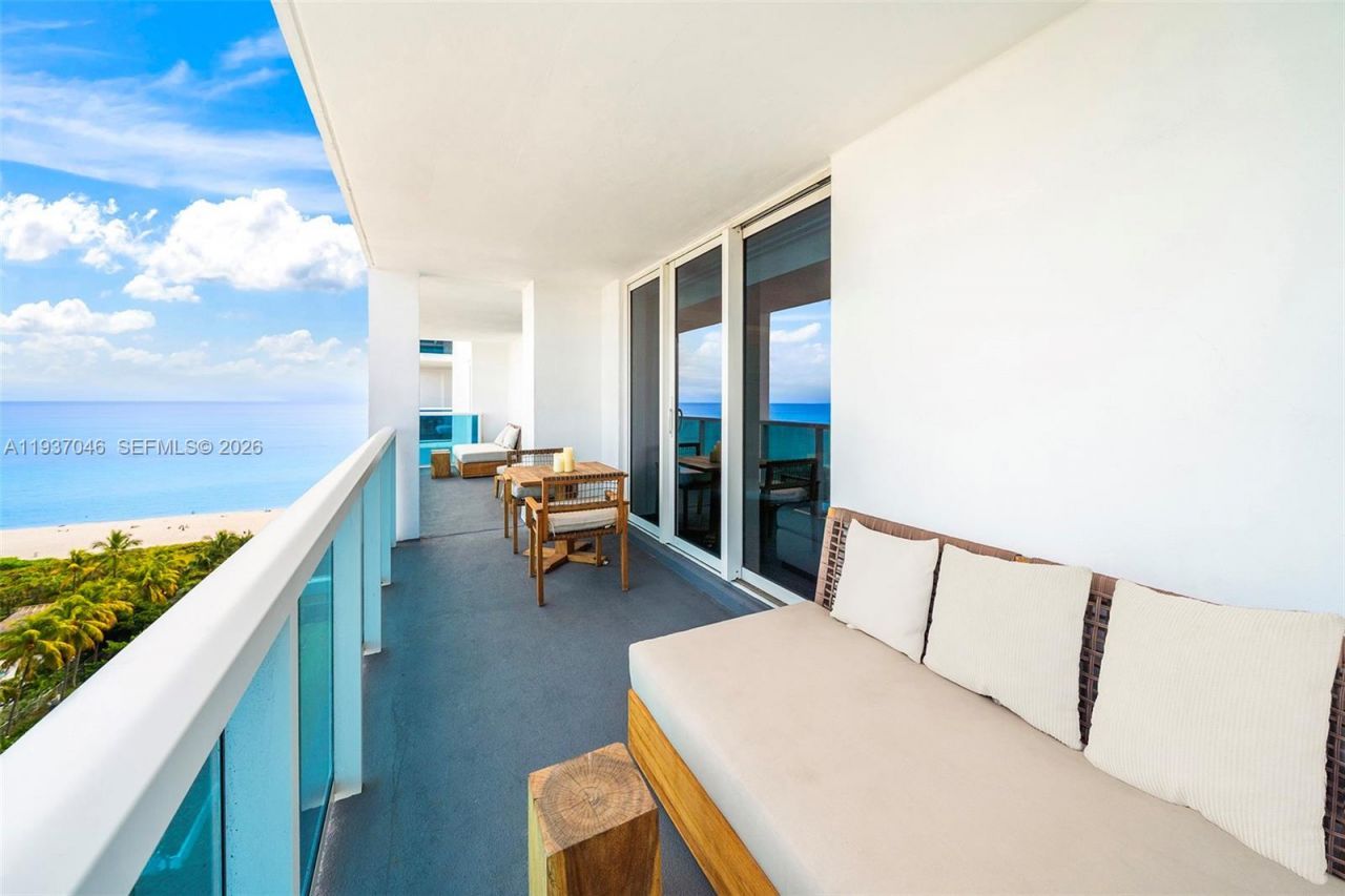 102 24th St , Unit 1207, Miami Beach, FL 33139 Photo