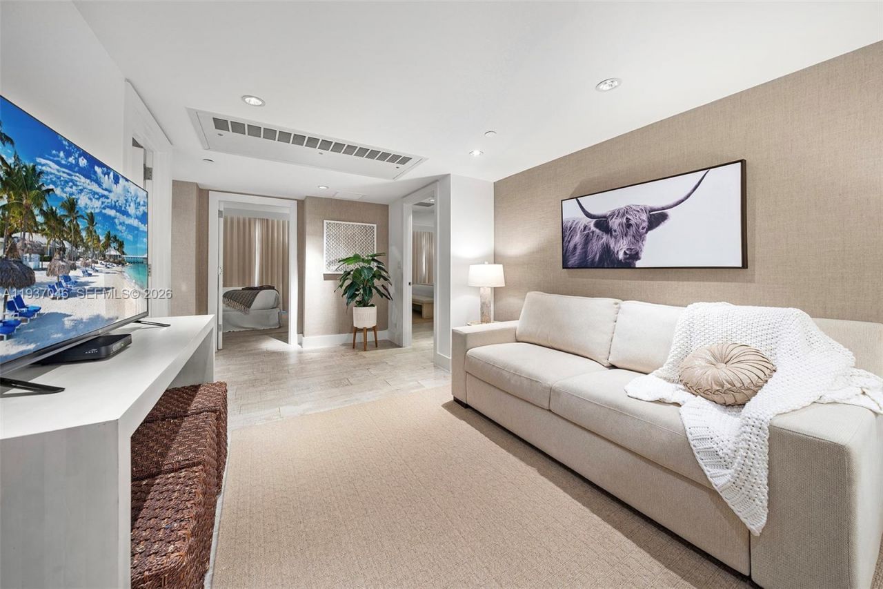 102 24th St, Unit 1207, Miami Beach, FL 33139 Photo