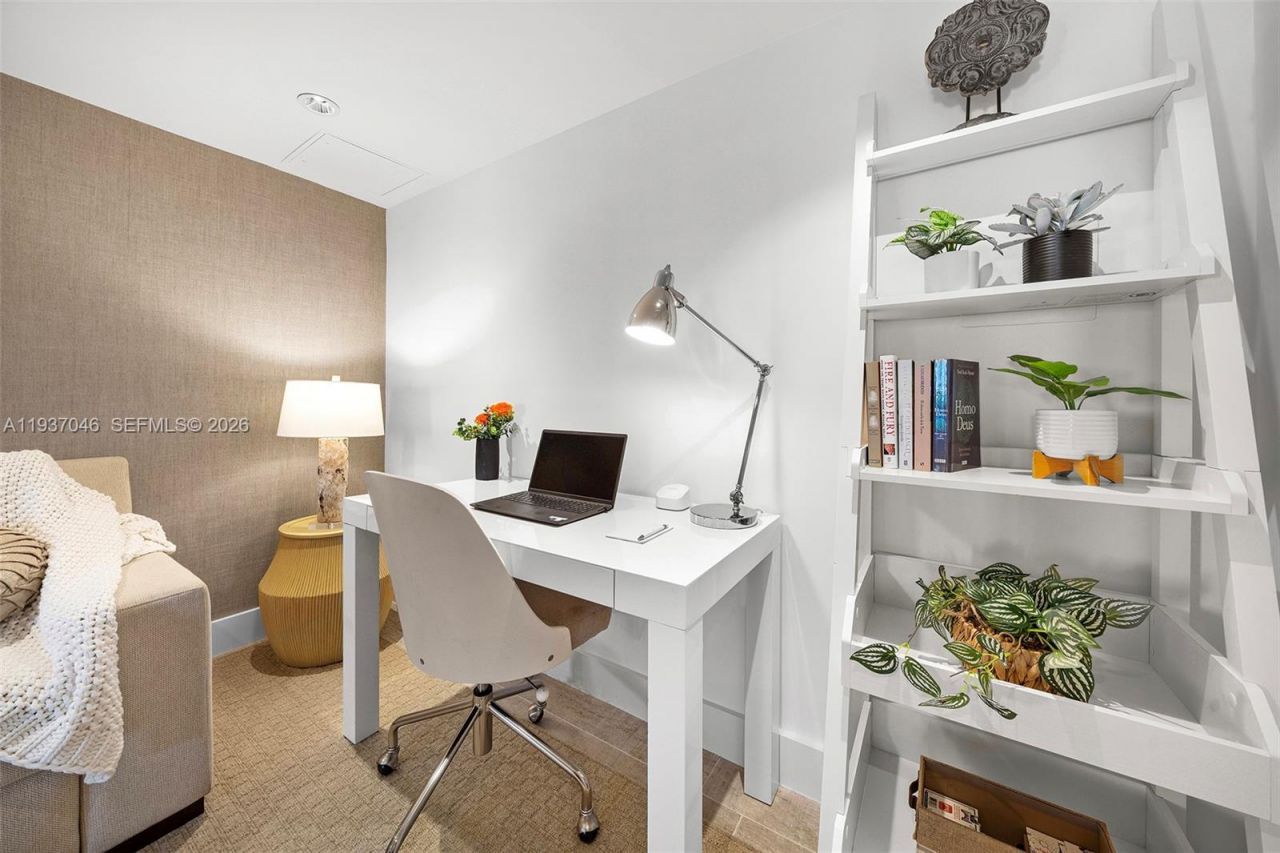 102 24th St, Unit 1207, Miami Beach, FL 33139 Photo