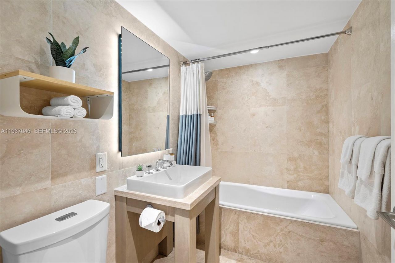 102 24th St, Unit 1207, Miami Beach, FL 33139 Photo