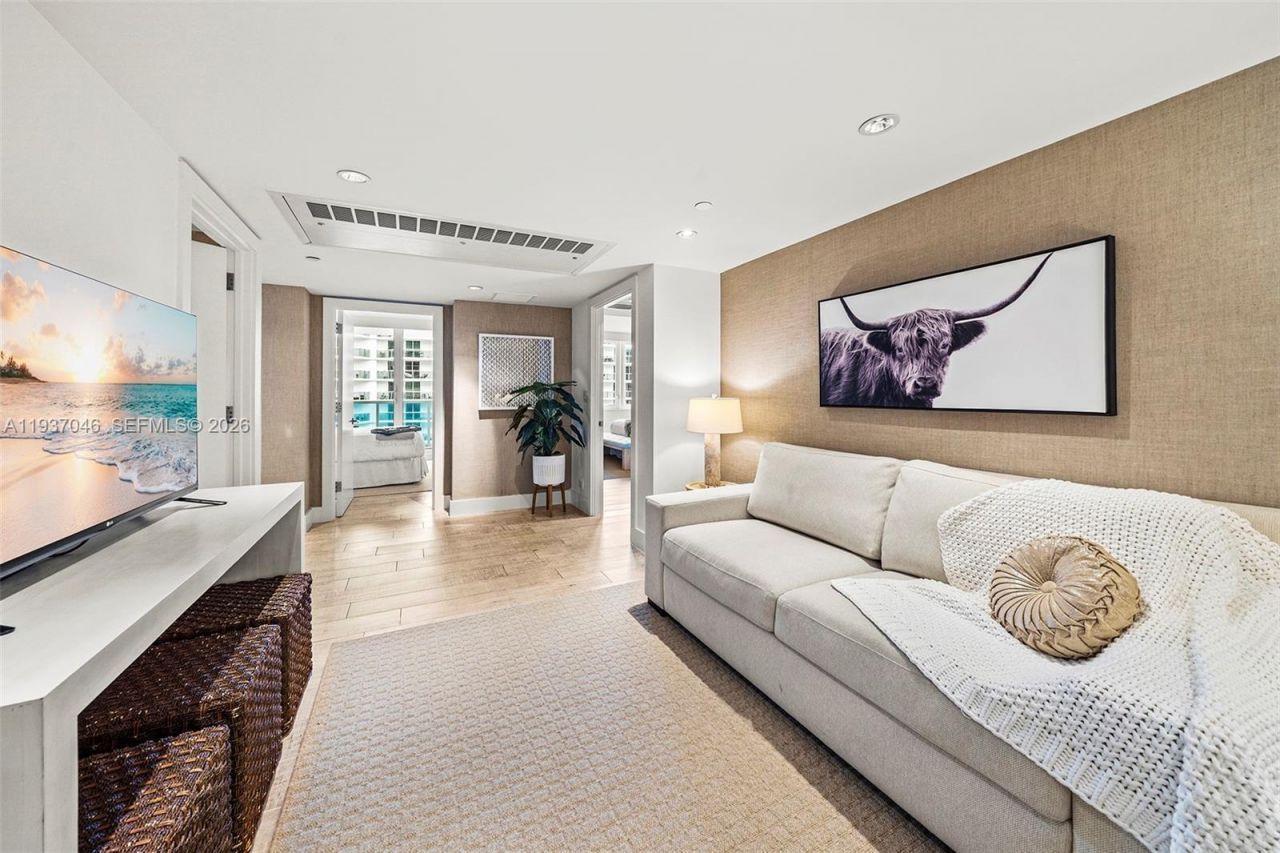 102 24th St , Unit 1207, Miami Beach, FL 33139 Photo