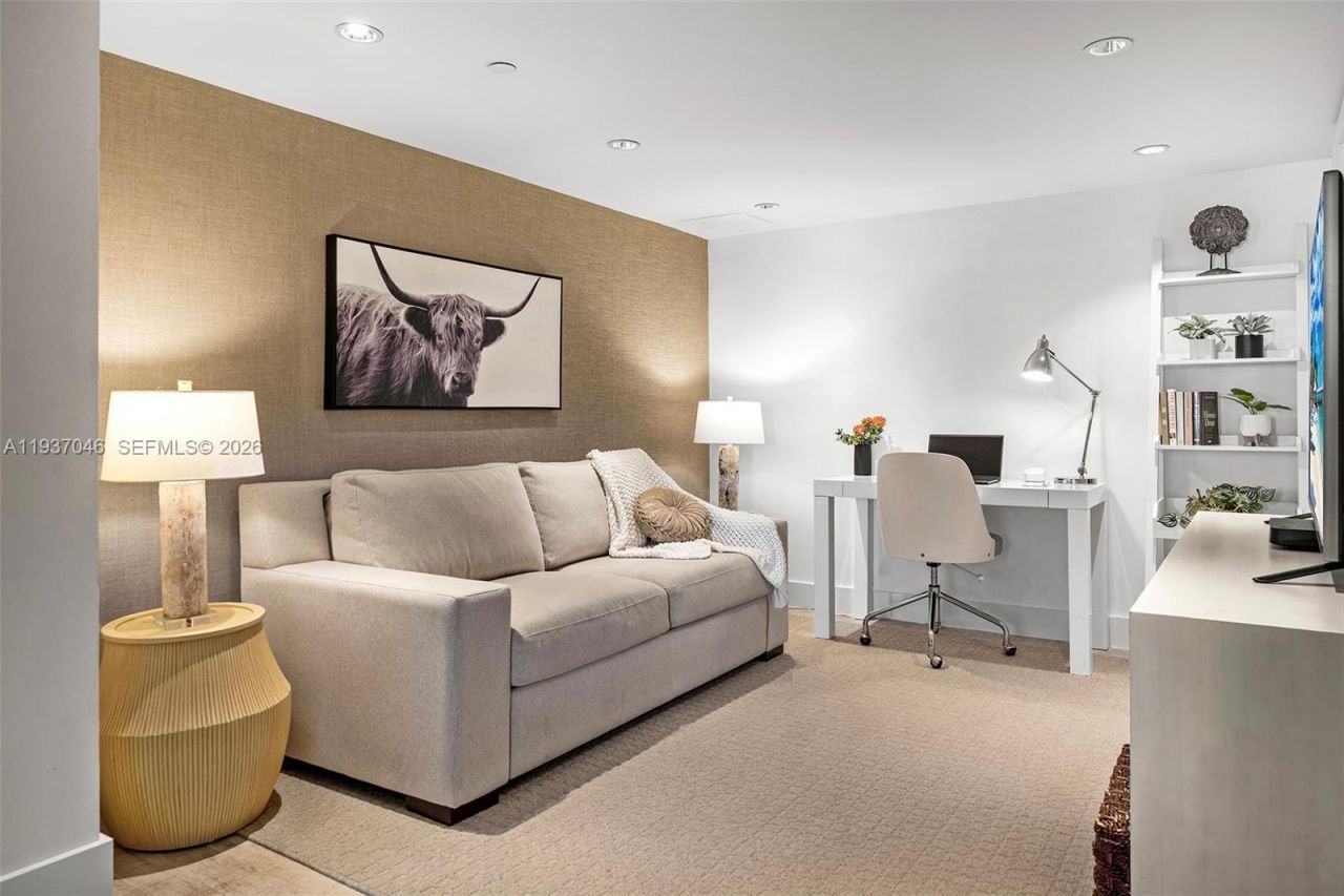 102 24th St, Unit 1207, Miami Beach, FL 33139 Photo