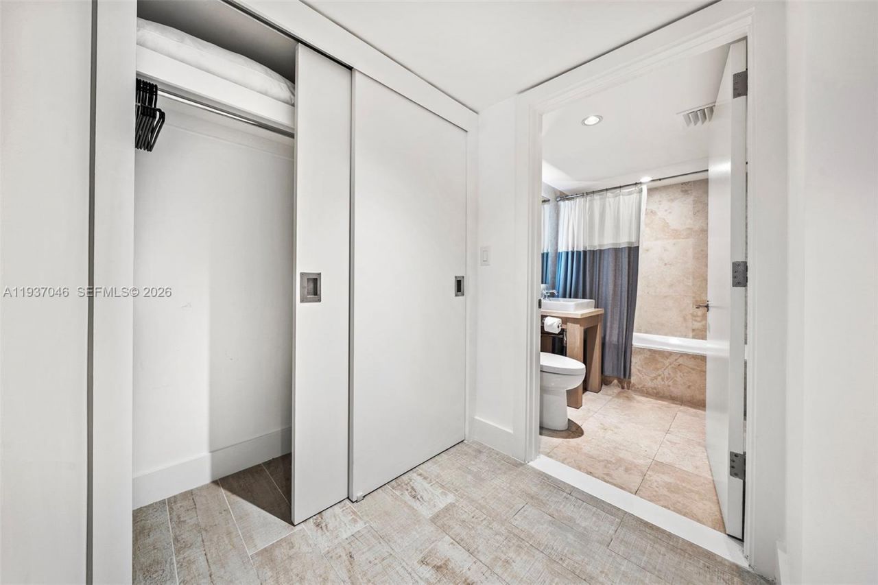 102 24th St , Unit 1207, Miami Beach, FL 33139 Photo