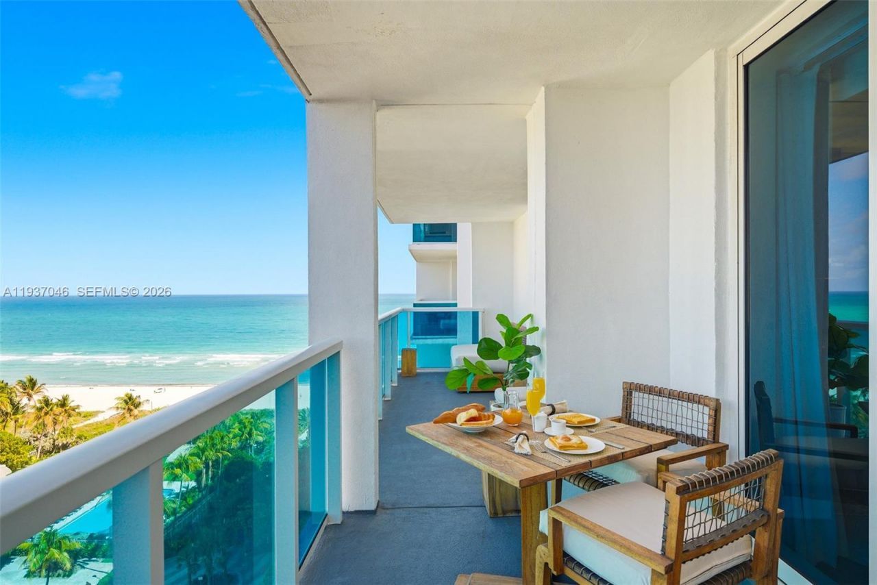 102 24th St , Unit 1207, Miami Beach, FL 33139 Photo