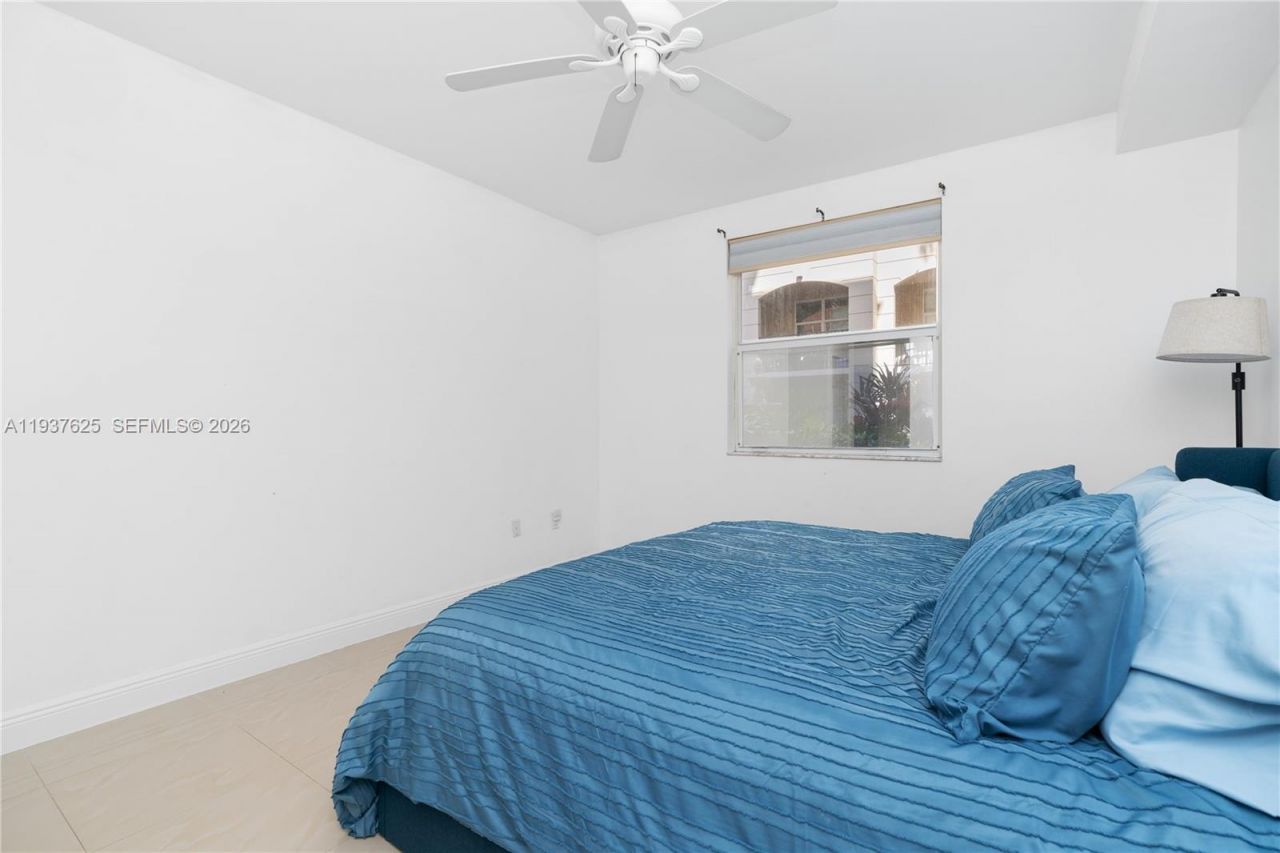 17125 N Bay Rd, Unit 3104, Sunny Isles Beach, FL 33160 Photo